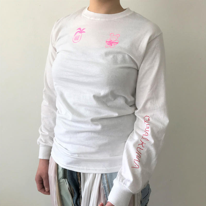 ちょっぴりb品 右わき腹インク汚れ あお木かな お祝いくま ろんてぃ 白 蛍光ピンク