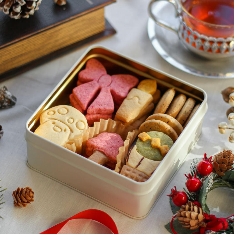 メイプルレッドツリーの感謝祭 クッキー缶 Mサイズ イラストカード付き アチェリのおやつ