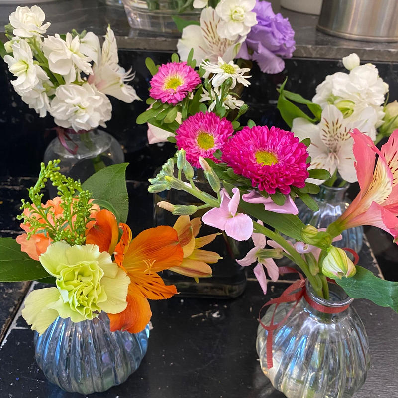 魔法の花瓶 お花 花瓶2個プレゼント 1回のみ 3 300円 送料なし 花の美里流通センター