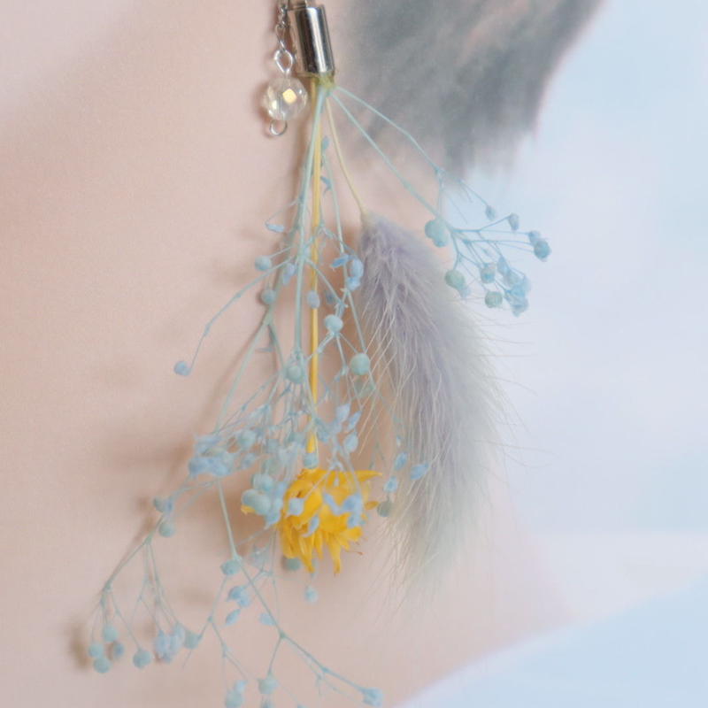 ドライフラワー 天然石の花束ピアス Or イヤリング 猫じゃらし Reira Un ドライフラワー 天然石の花束ピアス Or イヤリング 猫じゃらし Reira Un