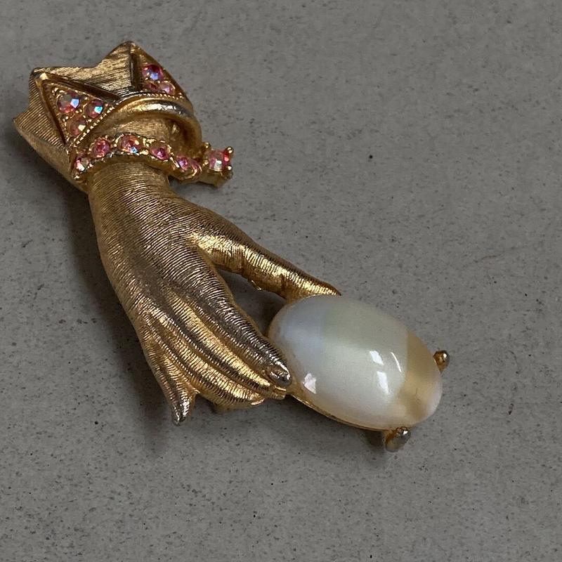 独特な 【送料無料】 アンティーク ハンドモチーフ ブローチ ハンド