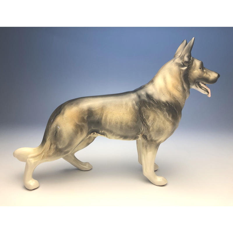 国内最安値 シェパード置物 陶器 犬 当店人気の限定モデルが再々々入荷