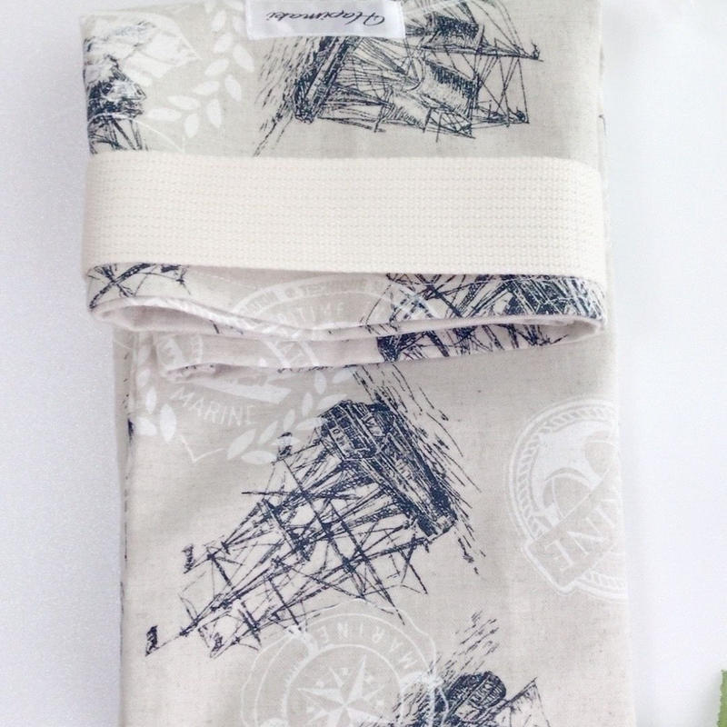 キッチンペーパーが3つも入る マリーナ柄の洗える大きめエコバッグ Hapimaki