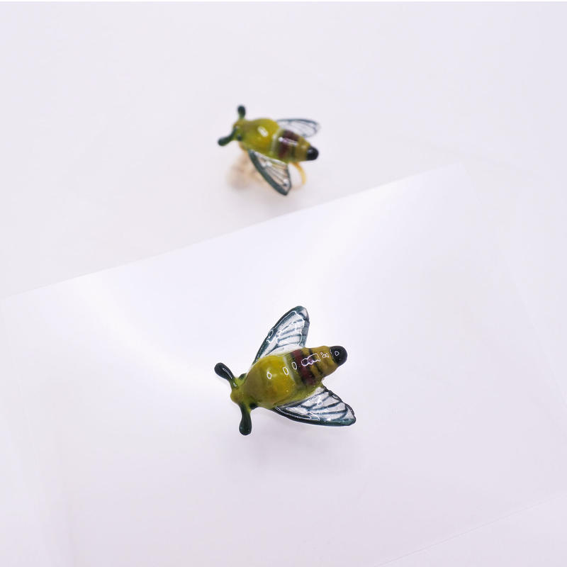 オオスカシバ ピアス イヤリング 片耳 のコピー Sasaco