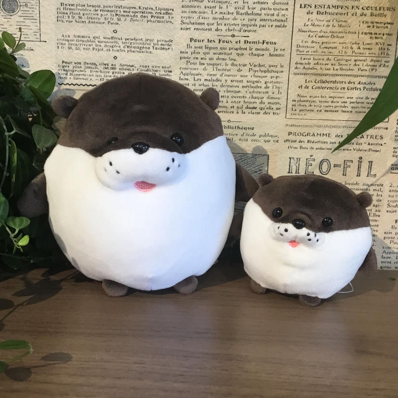 もちもちぬいぐるみ カワウソ ハリネズミカフェharry ハムスターカフェmogumogu