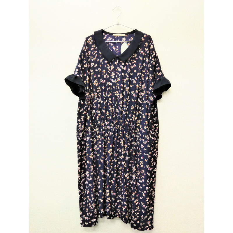 Op 3977 衿付きのセンターギャザーワンピース パープル小花 312 Helter