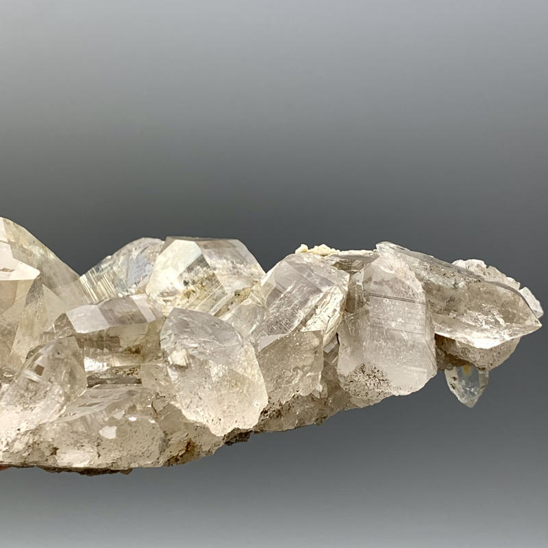 ガネーシュヒマール シェルトン村産 クリアポイントとクラスター