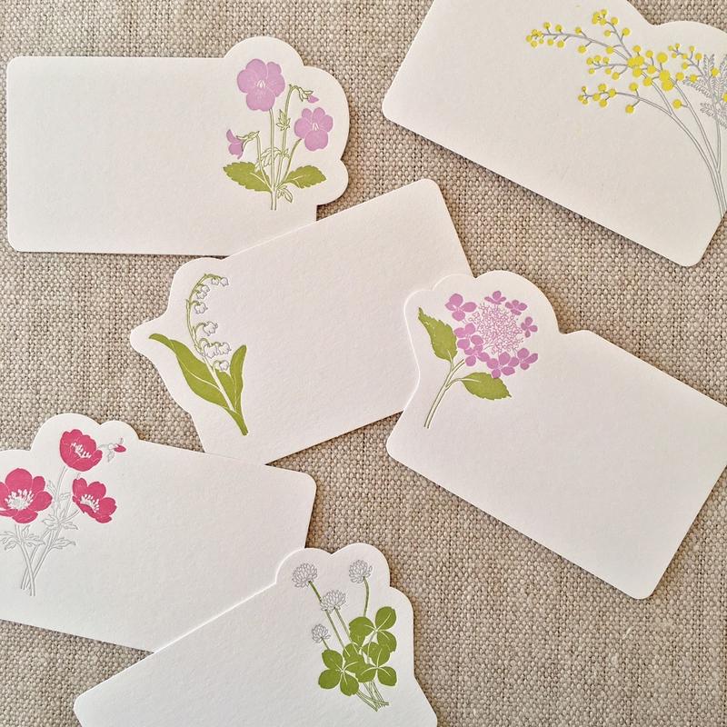 活版印刷のミニメッセージカード ダイカット Hutte Paper Works