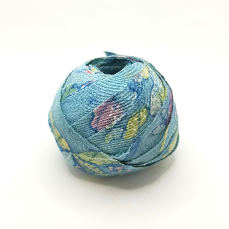 幅30 緑がかった青に草花柄 Kimonoyarn 幅30 緑がかった青に草花柄 Kimonoyarn