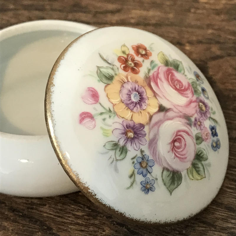 42%割引 格安新品 フランス製 リモージュ 小物入れ 花柄 小物入れ 返品OK フランス製 花柄 小物入れ リモージュ 小物入れ