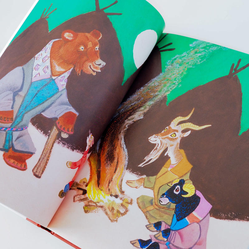 絵本 てぶくろ ロシア 東欧のアート書籍専門店イスクーストバ