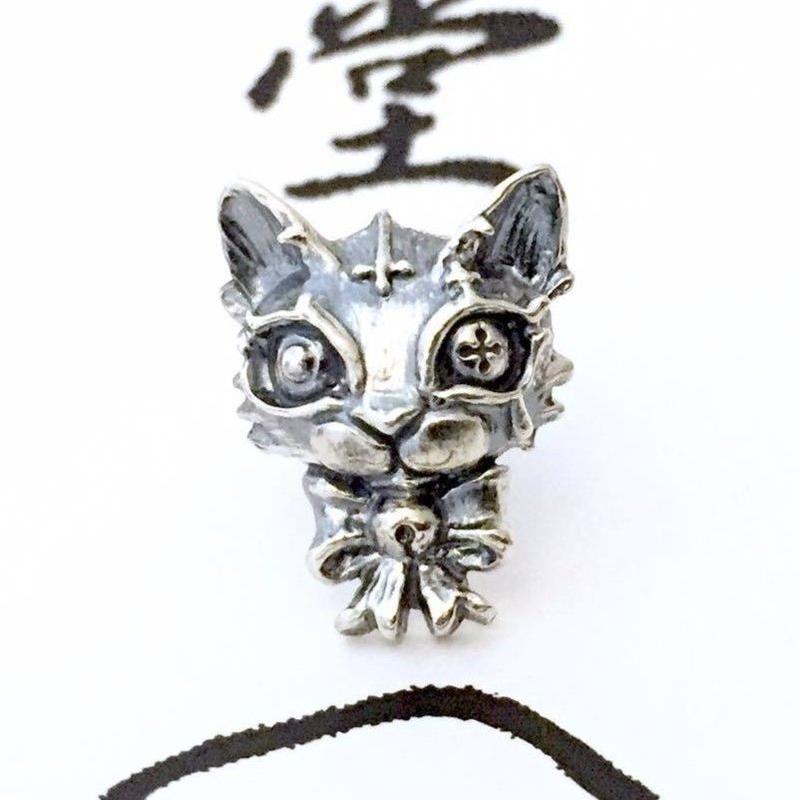 即納可能 ミニオメガピアス Anima Exists In All Creation
