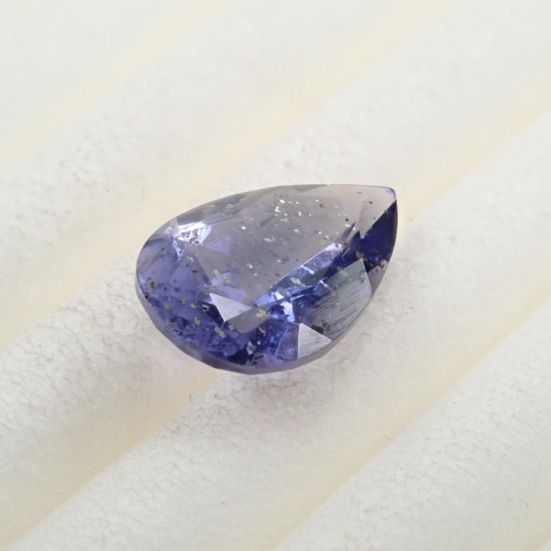 新しい到着 大粒 アイオライト 宝石 ルース １６ ３９ｃｔ 日本産 Vaumc Org