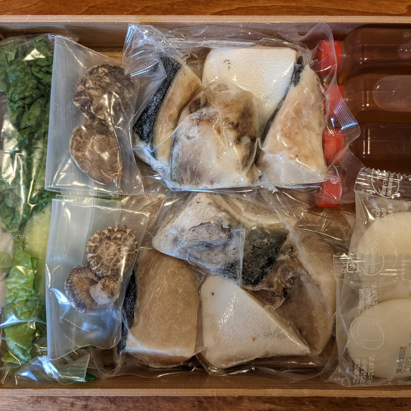 22年 年始用 九州 博多ぶり雑煮 ３ 4人前セット 九州ごちそう便 福岡天神路地裏