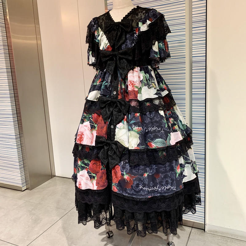 Triple Fortune 三段ティアード薔薇ドレス ブラック Kist Online