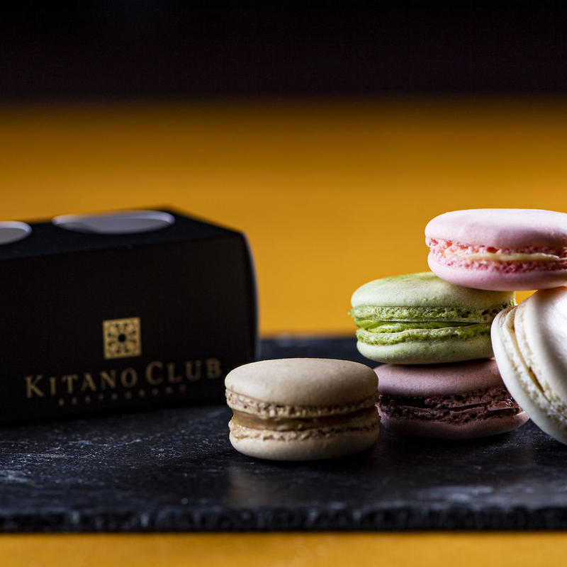 柔らかな生地に包まれた風味溢れる5つのフレーバー オリジナルマカロン 1箱 5個入 K