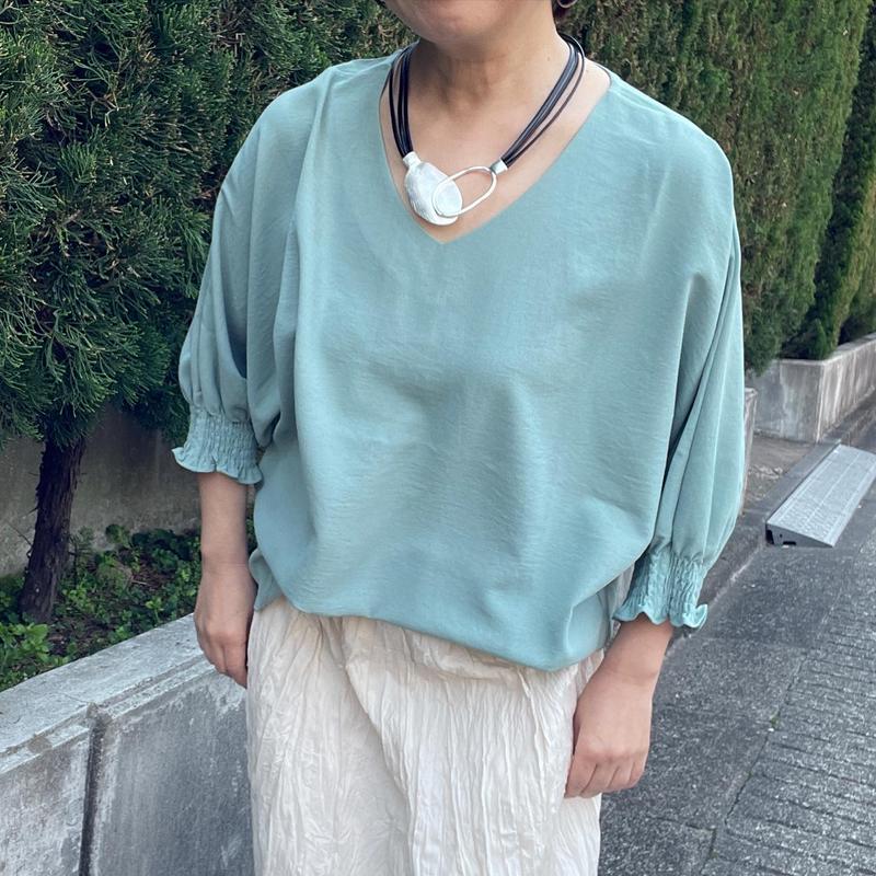 くすみシルバーボリュームネックレス Midum ミドゥム