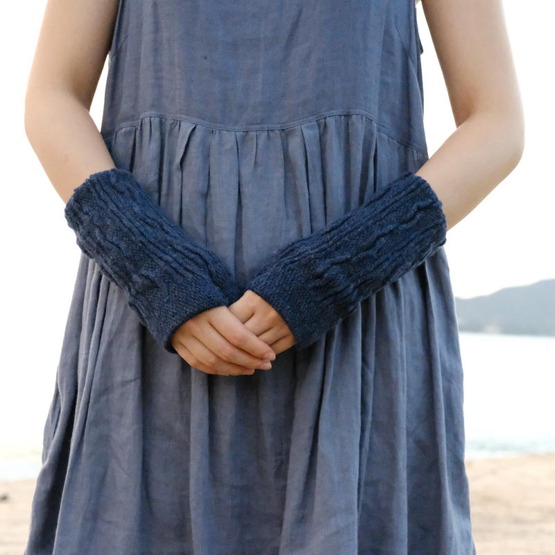 Nishiguchi Kutsushita ウール縄柄ハンドウォーマー Kocorono