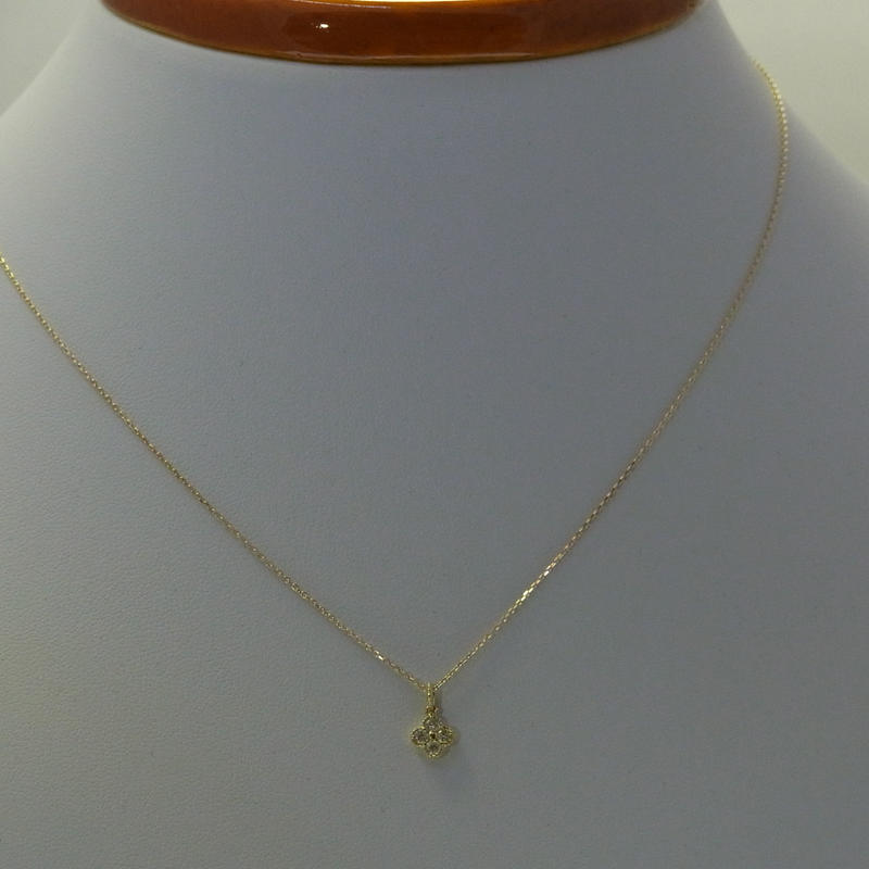 K18 ダイヤモンド ペンダントネックレス クローバーモチーフ 0.10ct 新品工具 【新品】クローバー モチーフダイヤモンドペンダントチェーン(K18PG) ネックレス