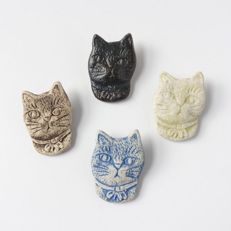 Flock 信楽陶器のブローチ 猫 Kotricot