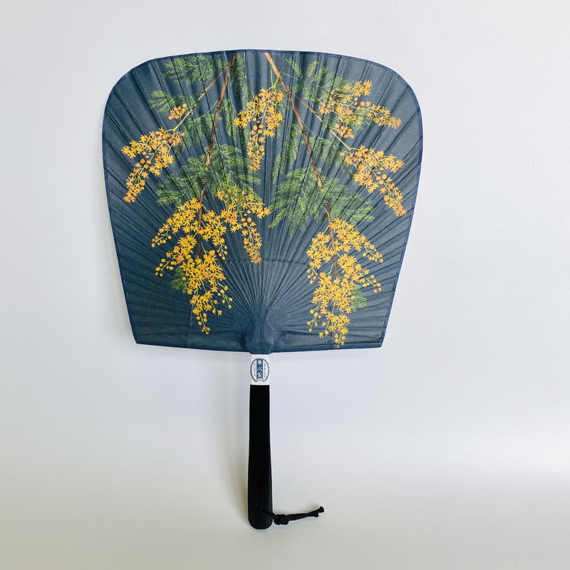 季節の誕生花渋うちわ 4月 ミモザ 柄大 栗川商店