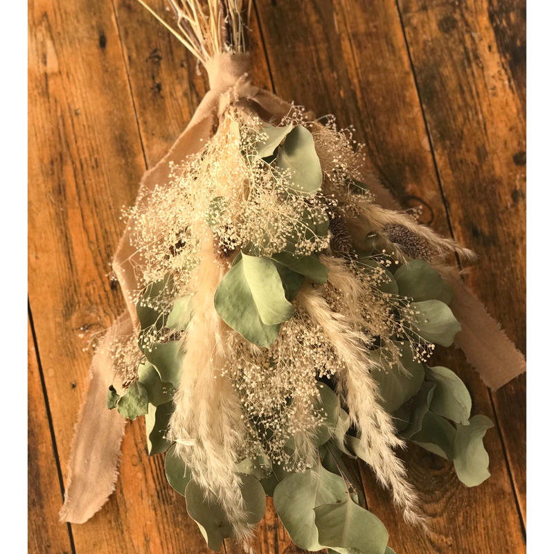 ユーカリ ポポラスとパンパスグラスグラスのナチュラルスワッグ Leelovelife S