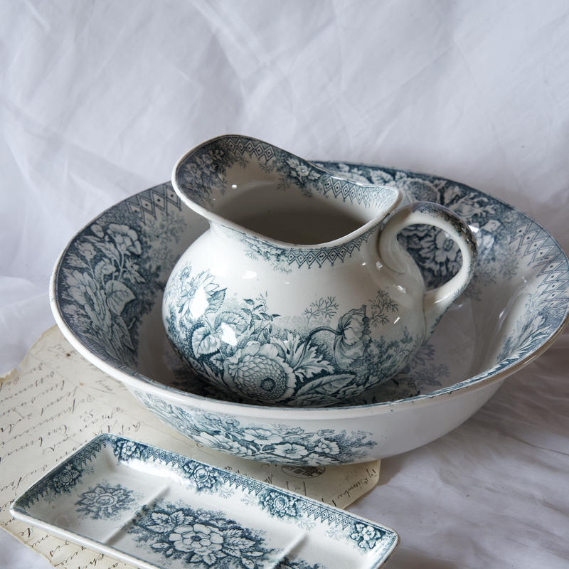 多様な 陶器 ピシェ&ベイスン 雑貨 - udm.aed-cm.org