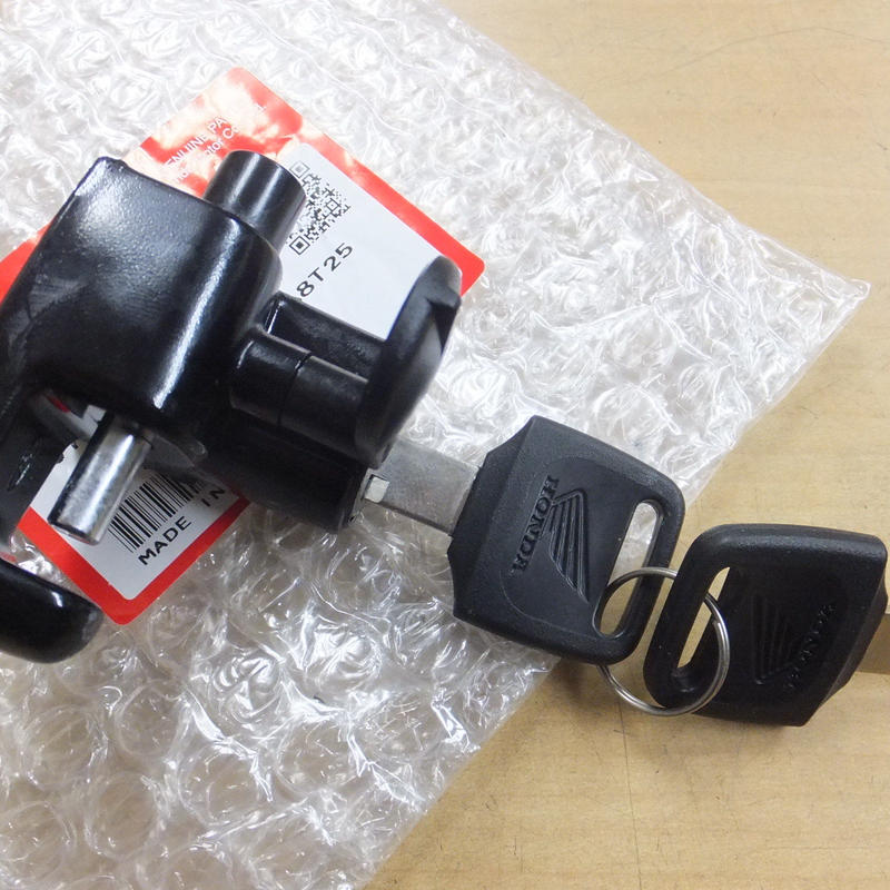 Xr250 Xr250baja Xr250バハ 純正ヘルメットホルダー 純正メットキー 純正