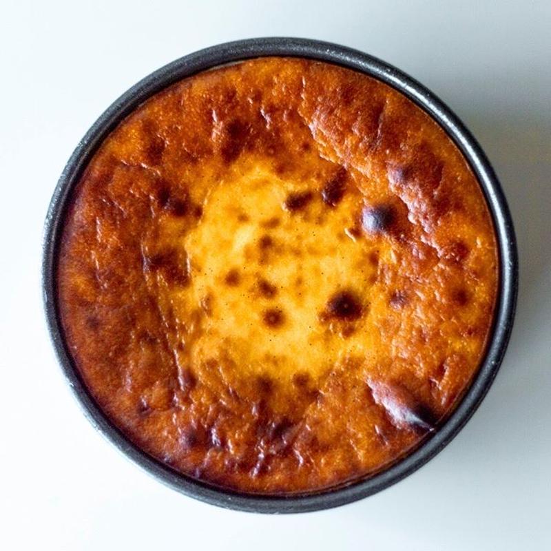 Gorgonzola Cheese Cake ゴルゴンゾーラチーズケーキ Less O Gorgonzola Cheese Cake ゴルゴンゾーラチーズケーキ Less O
