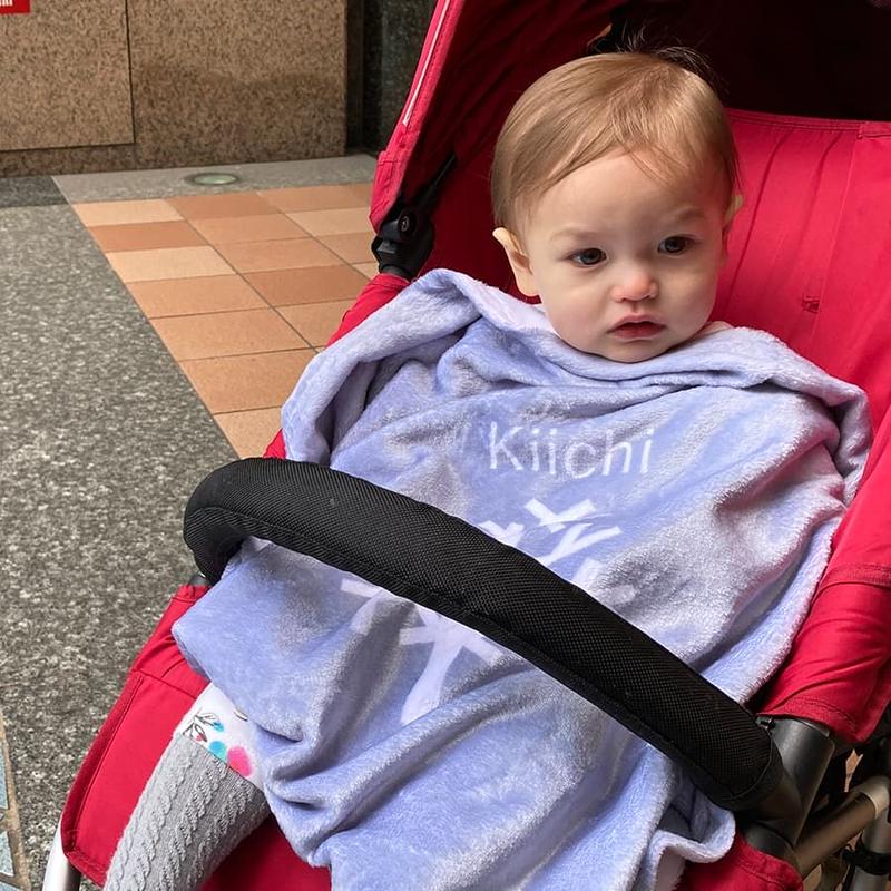 男の子 女の子 出産祝い 名前入りブランケット シンプルツリー グレー 出産祝いのお店 レ 男の子 女の子 出産祝い 名前入りブランケット シンプルツリー グレー 出産祝いのお店 レ