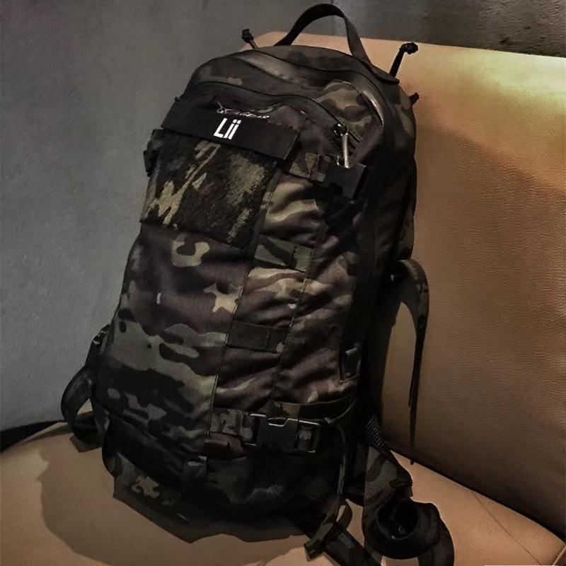 【正規取扱店】 Lii Gear Mr. Big 13L 迷彩柄/Dyneema バックパック - 個人装備