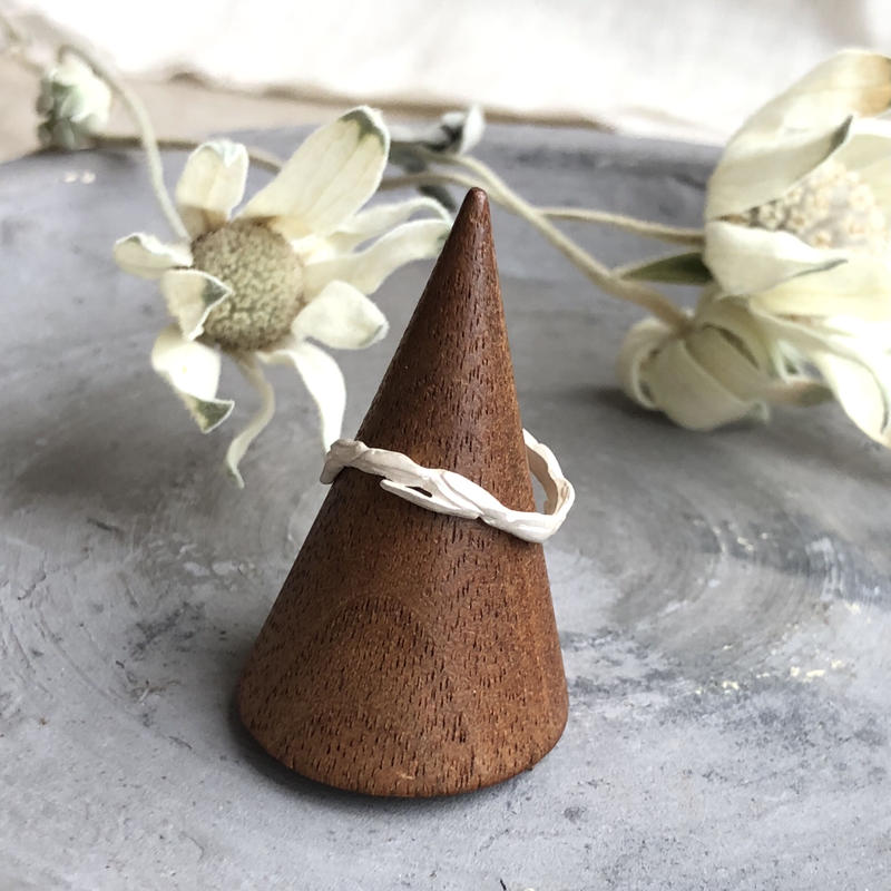 8月誕生花 誕生石 エーデルワイスのリング Gold Silver Lilaf M