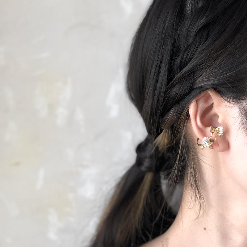 花とつぼみの真鍮イヤーカフ 4color Lilaf M Soeur Online S