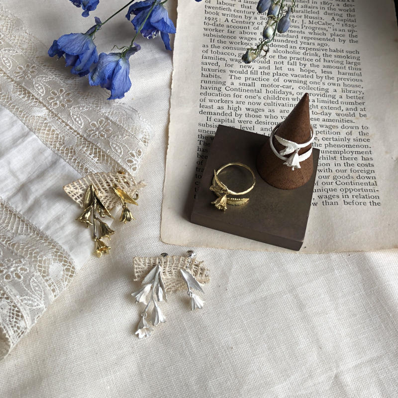 7月誕生花 誕生石 ヒメシャジンのシルバーイヤリング Silver Lilaf M 7月誕生花 誕生石 ヒメシャジンのシルバーイヤリング Silver Lilaf M