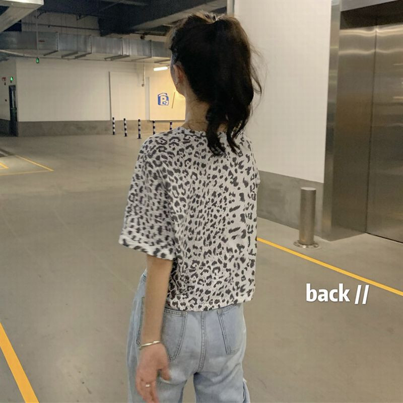 ヒョウ柄 クロップド丈 Tシャツ へそ出し 半袖 ラウンドネック 韓国ファッション レディース