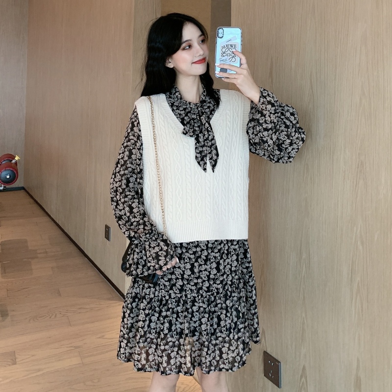 セットアップ 花柄ワンピース ニットベスト 韓国ファッション レディース 2点セット ゆっ
