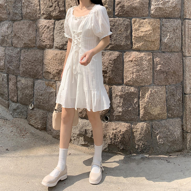 編み上げ ウエスト絞り ワンピース パフ袖 韓国ファッション レディース スクエアネック Aラ