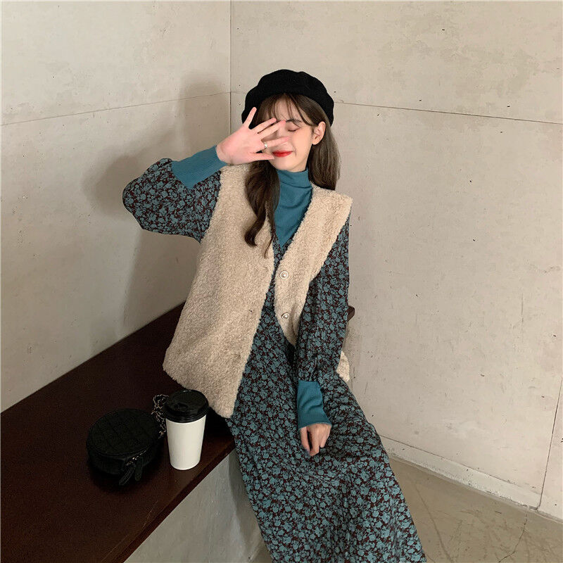 タートルネック ハイウエスト 小花柄フレア レトロ ワンピースブラウンブルー 二色 ワンピース タートルネック ハイウエスト 小花柄フレア レトロ ワンピースブラウンブルー 二色 ワンピース