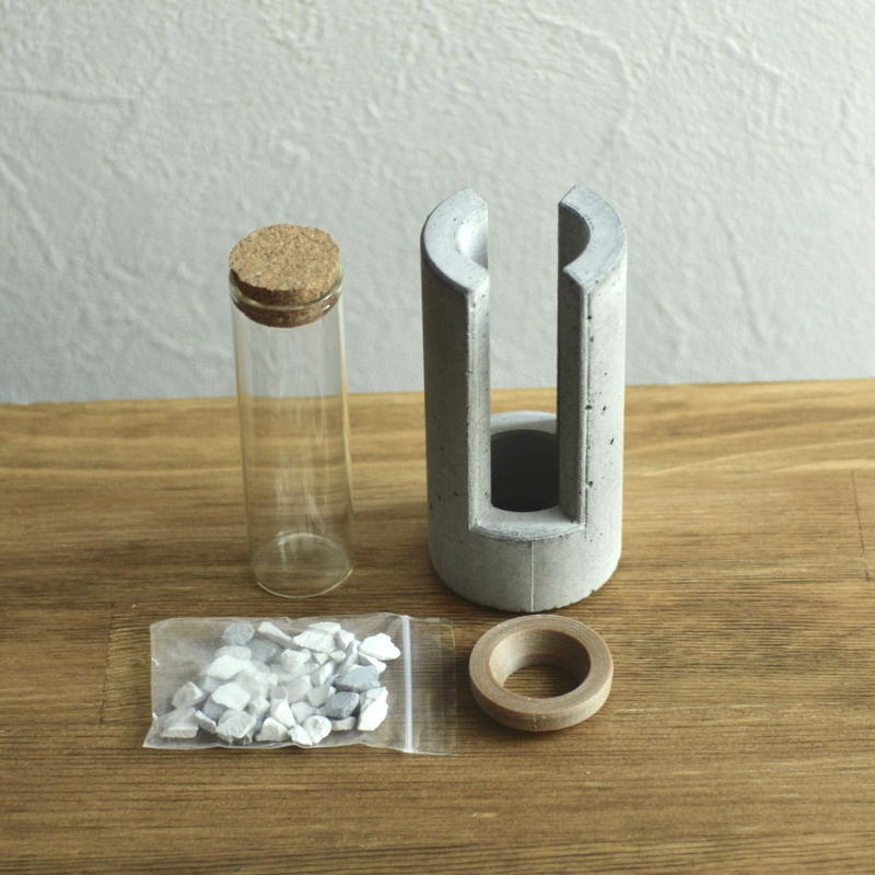 Plug New ハイドロカルチャー 水栽培容器 花瓶 Lotus Plus