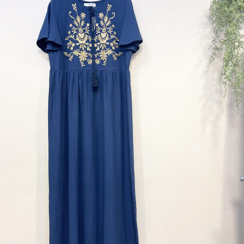 エスニック刺繍ロングワンピース Lucysweb