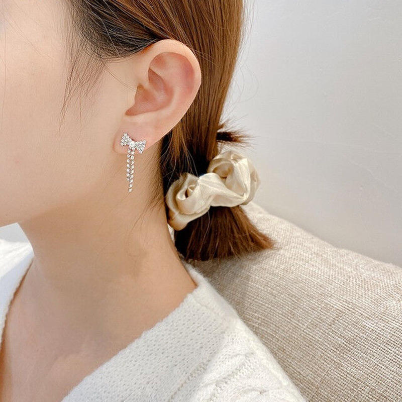 お取り寄せ商品 ピアス リボン パール ラインストーン かわいい ガーリー L4479 お取り寄せ商品 ピアス リボン パール ラインストーン かわいい ガーリー L4479