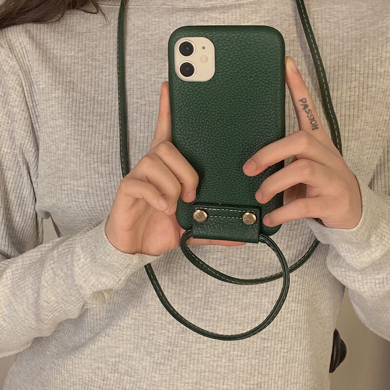 お取り寄せ商品 Iphoneケース Iphone12 レザー ショルダーストラップ付 肩掛け