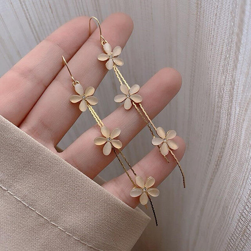 お取り寄せ商品 ピアス ロング フックピアス キャッツアイ フラワー お花 キュート 大人か