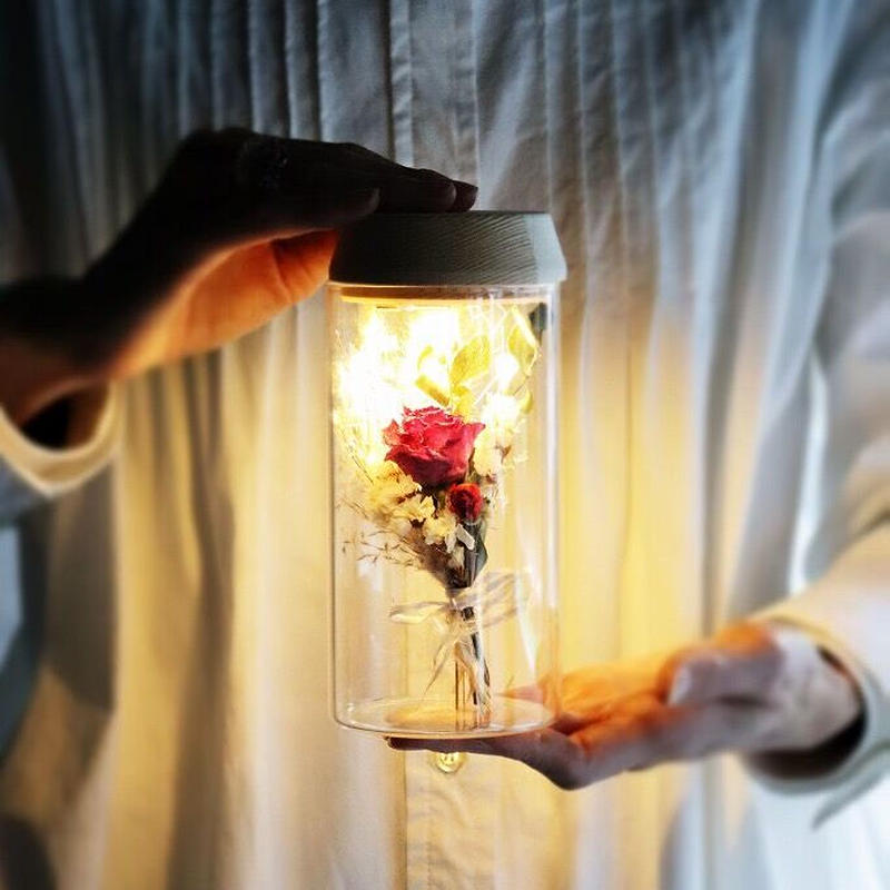 Fleur Message お名前のイメージから束ねた花束 ガラス瓶の光る植物標本 直径8cm