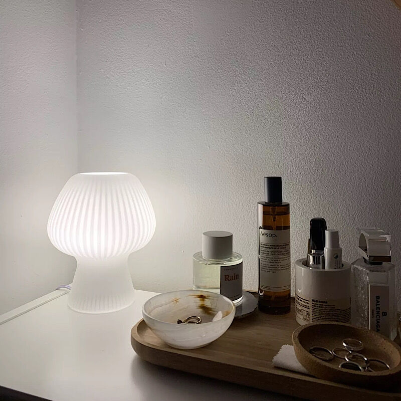 楽天カード分割】 geuneul USB マッシュルームランプ BLACK】 OF