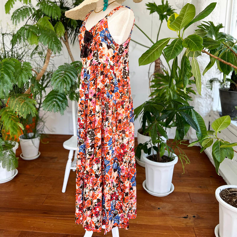 ビビットフラワーロングワンピース Mamaguitar