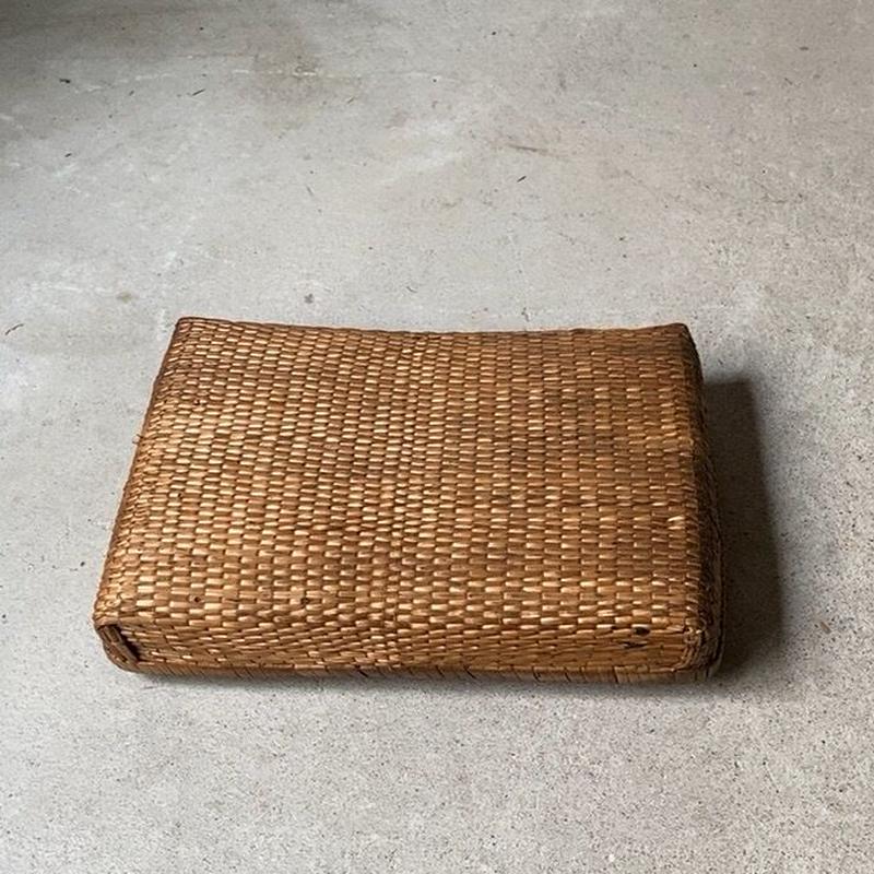 小さな柳行李 28cm 古い文庫行李 飯行李 平箱 小箱 ヴィンテージ 公式セール 柳行李 手提げ行李鞄(ヴィンテージ物) バスケット/かご