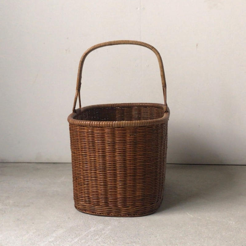 ヴィンテージ ラタン 買い物籠 編みかご 古いカゴ 籐巻き持ち手 花籠 Gob