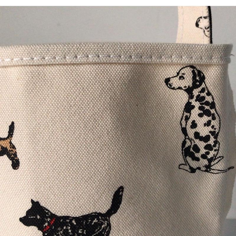 Tembea テンベア バケットトートバッグ スモール ミニ 犬柄 キャンバス ファ