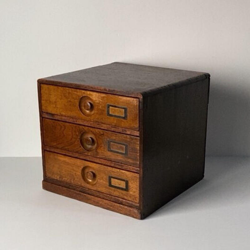 アンティーク 木製無垢 3杯小引き出し ネームホルダー有 古い引出し 摘みエンボスくり抜き